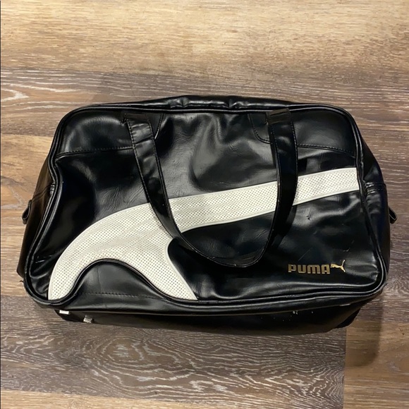 puma weekender bag